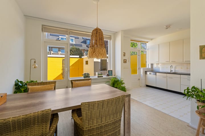 Tussenwoning te koop: Jan van Heusdenstraat 1, Noordwijk (Zh)