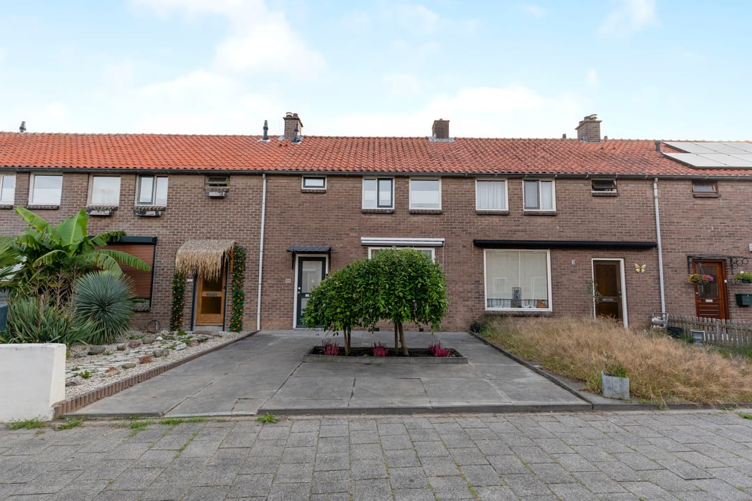 Photo 1 of Mr. Heemskerkstraat 84