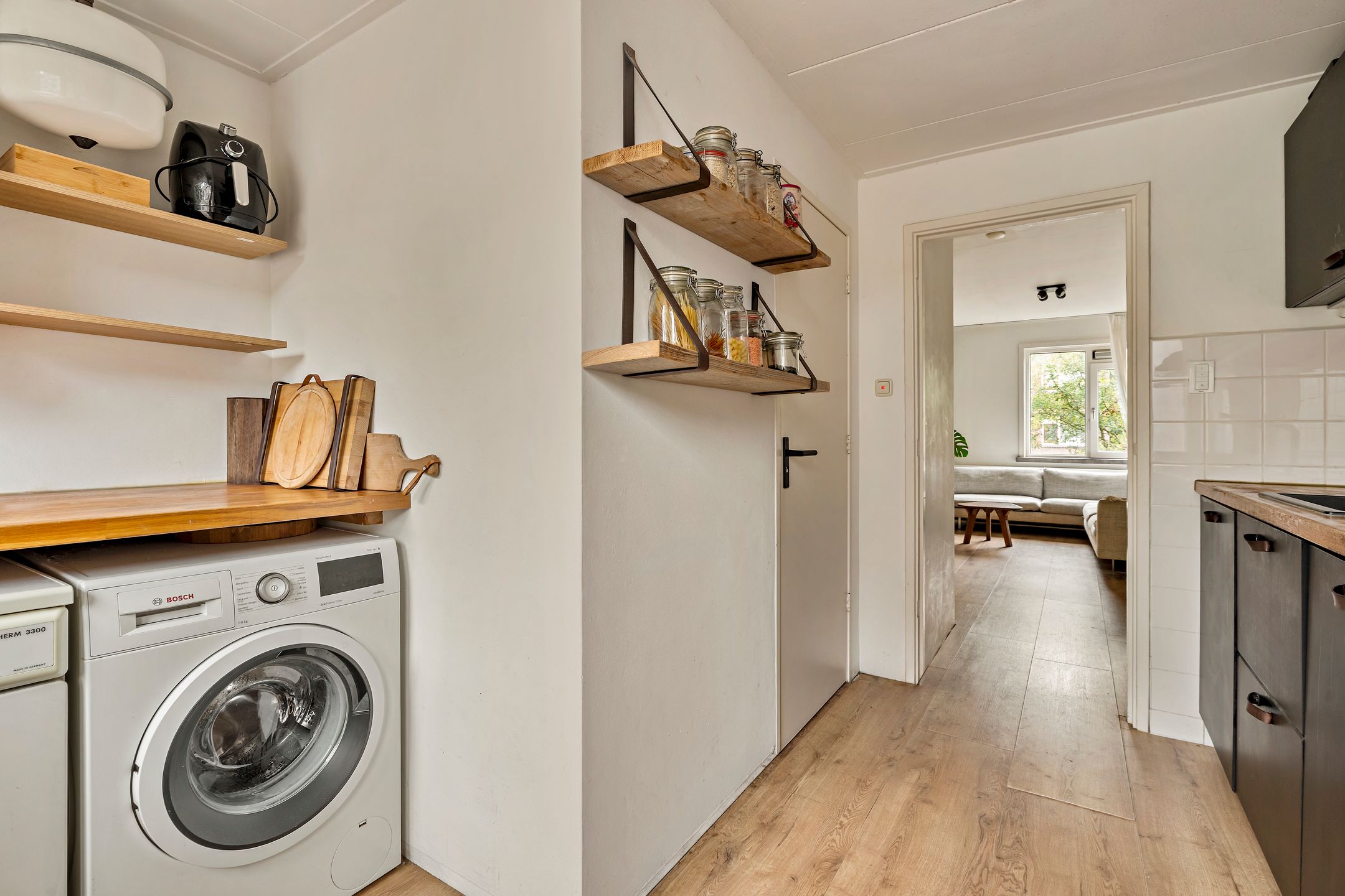 Photo 21 of Schoorlstraat 16
