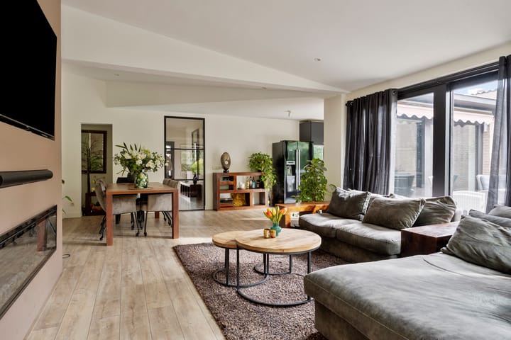 Tussenwoning te koop: Vlierlaan 122, Oosterhout (Nb)