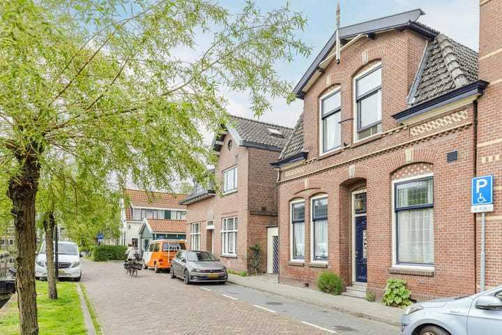 Hoekwoning te koop: Parkstraat 82, Zaandam