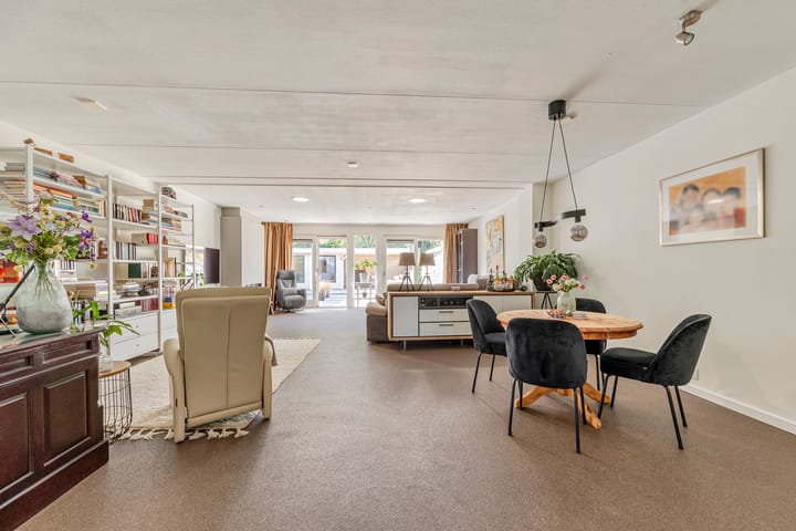 Tussenwoning te koop: Hofmeesterij 97, Huissen