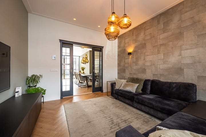 Tussenwoning te koop: Gijsbrecht van Amstelstraat 249, Hilversum