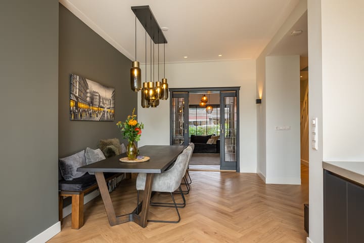 Tussenwoning te koop: Gijsbrecht van Amstelstraat 249, Hilversum