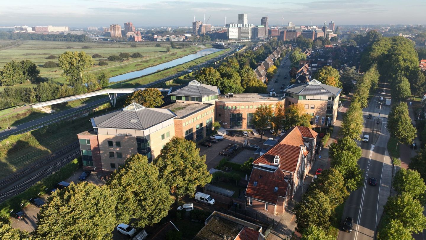View photo 1 of Vughterweg 47