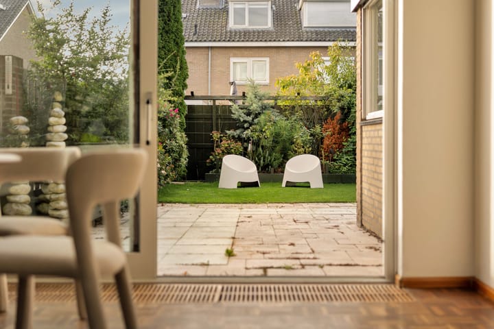 Hoekwoning te koop: Secretaris Munniklaan 15, Wilnis
