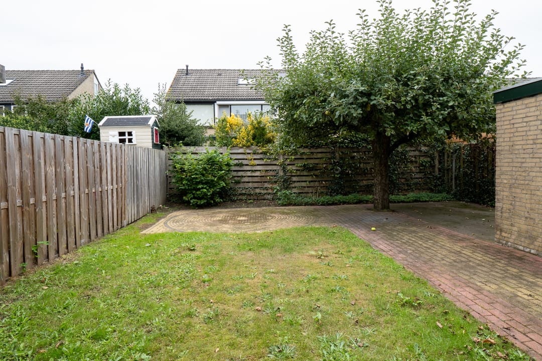 Photo 32 of van den Vondelstraat 10