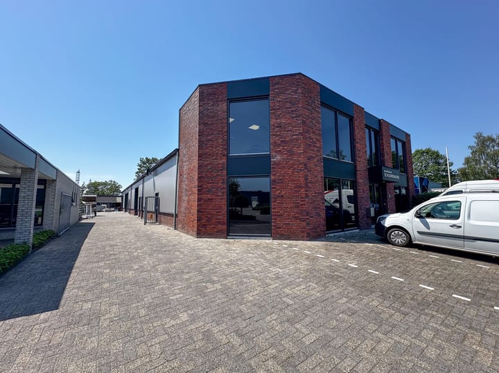 de Ambachten 10, Zundert