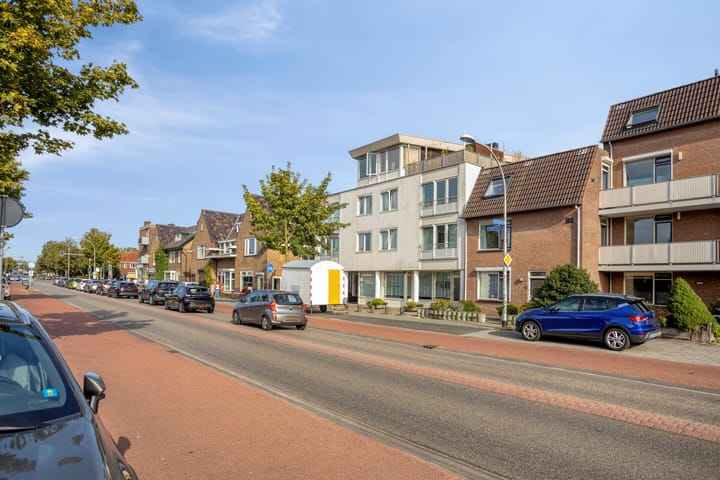 Photo 3 of Molenweg 111