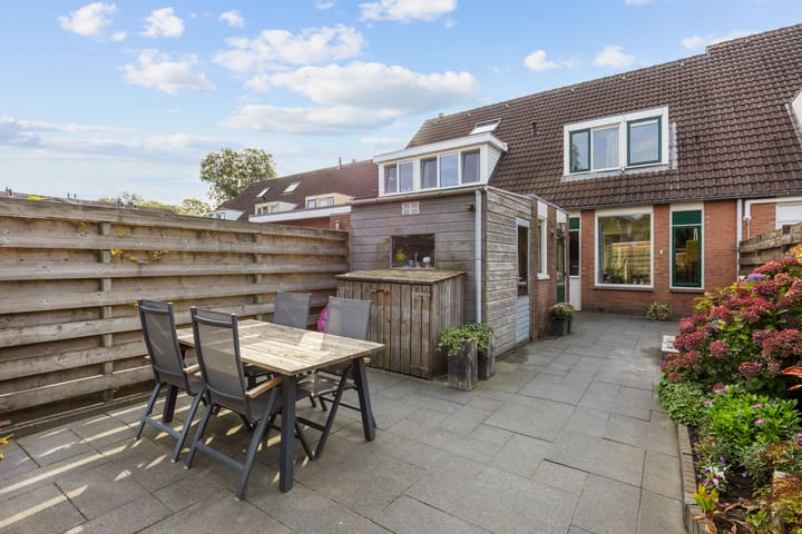 Tussenwoning te koop: Gouw 8, Winsum (Gr)
