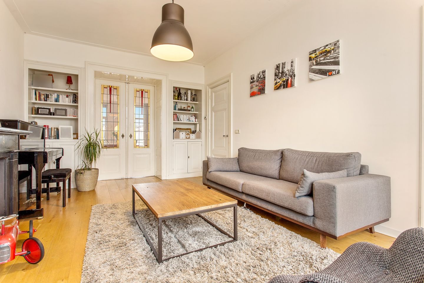 Photo 5 of Bilderdijkstraat 97-3