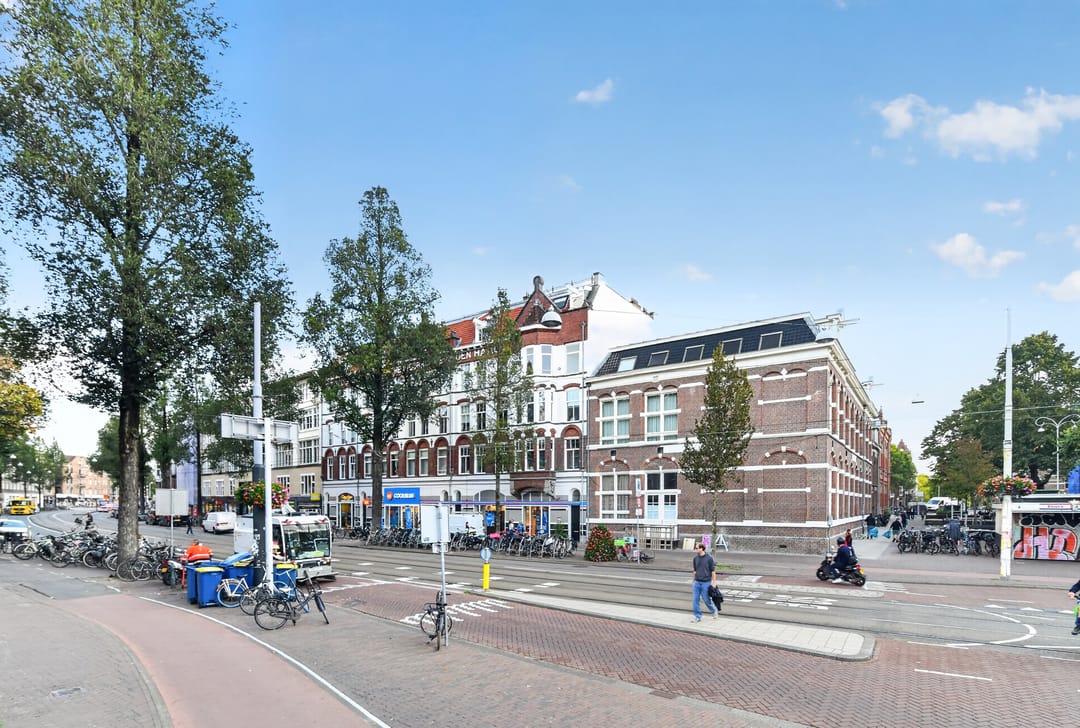 Photo 47 of Bilderdijkstraat 97-3
