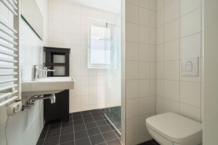Hoekwoning te koop: Van de Weerdstraat 2, Wageningen