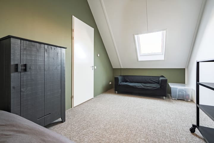 Hoekwoning te koop: Van de Weerdstraat 2, Wageningen