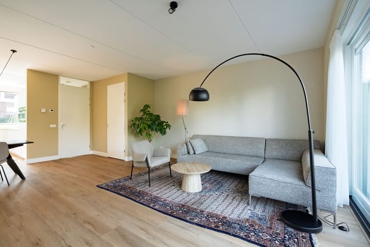 Hoekwoning te koop: Van de Weerdstraat 2, Wageningen