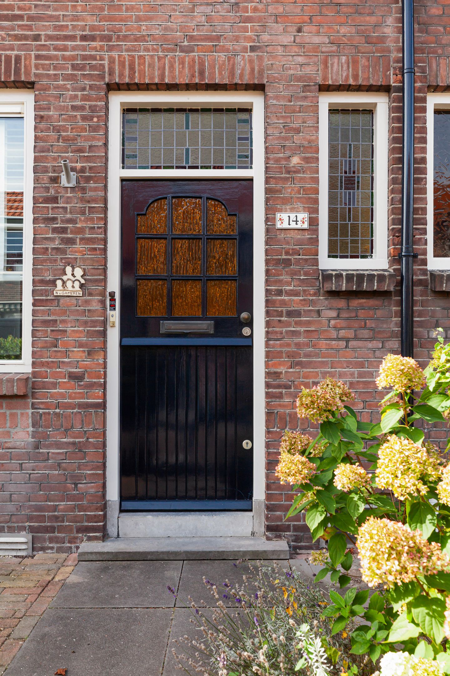 Photo 4 of Leliestraat 14