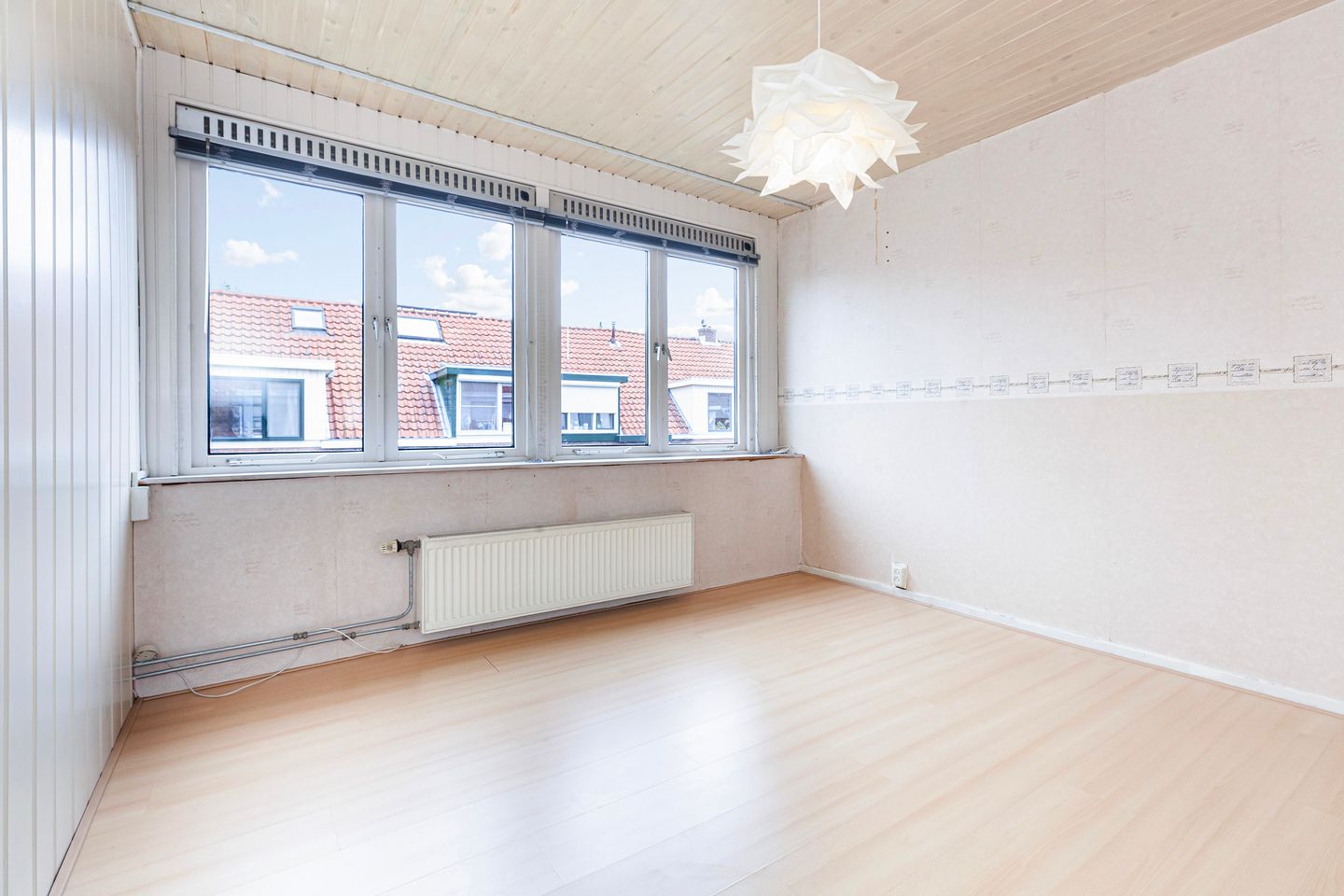 Photo 20 of Leliestraat 14