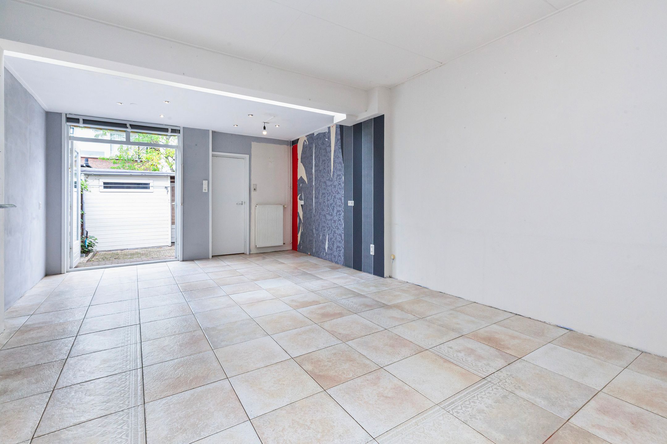 Photo 9 of Leliestraat 14
