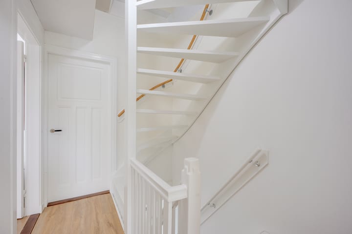 Tussenwoning te koop: Spieghelstraat 58, Utrecht