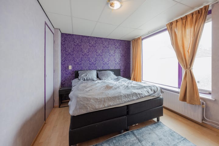 Tussenwoning te koop: Kalmoeshof 3, Tilburg