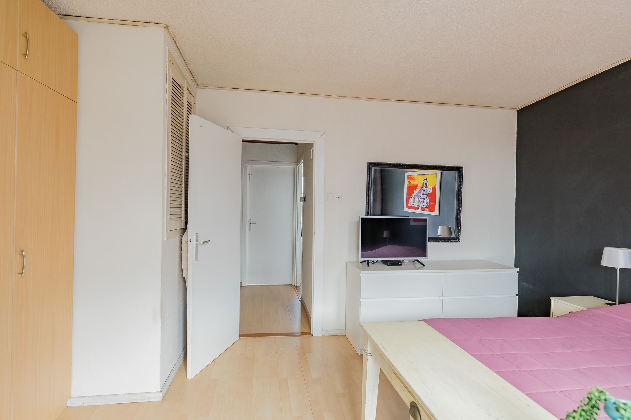 Photo 48 of Willebrordstraat 11