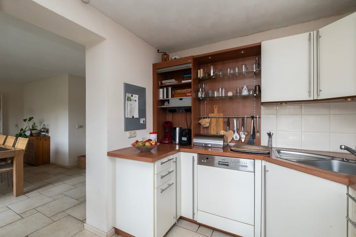 Tussenwoning te koop: Het Erf 7, Biddinghuizen