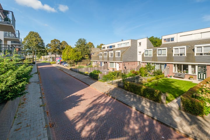 Tussenwoning te koop: Het Erf 7, Biddinghuizen