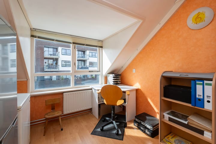 Tussenwoning te koop: Het Erf 7, Biddinghuizen
