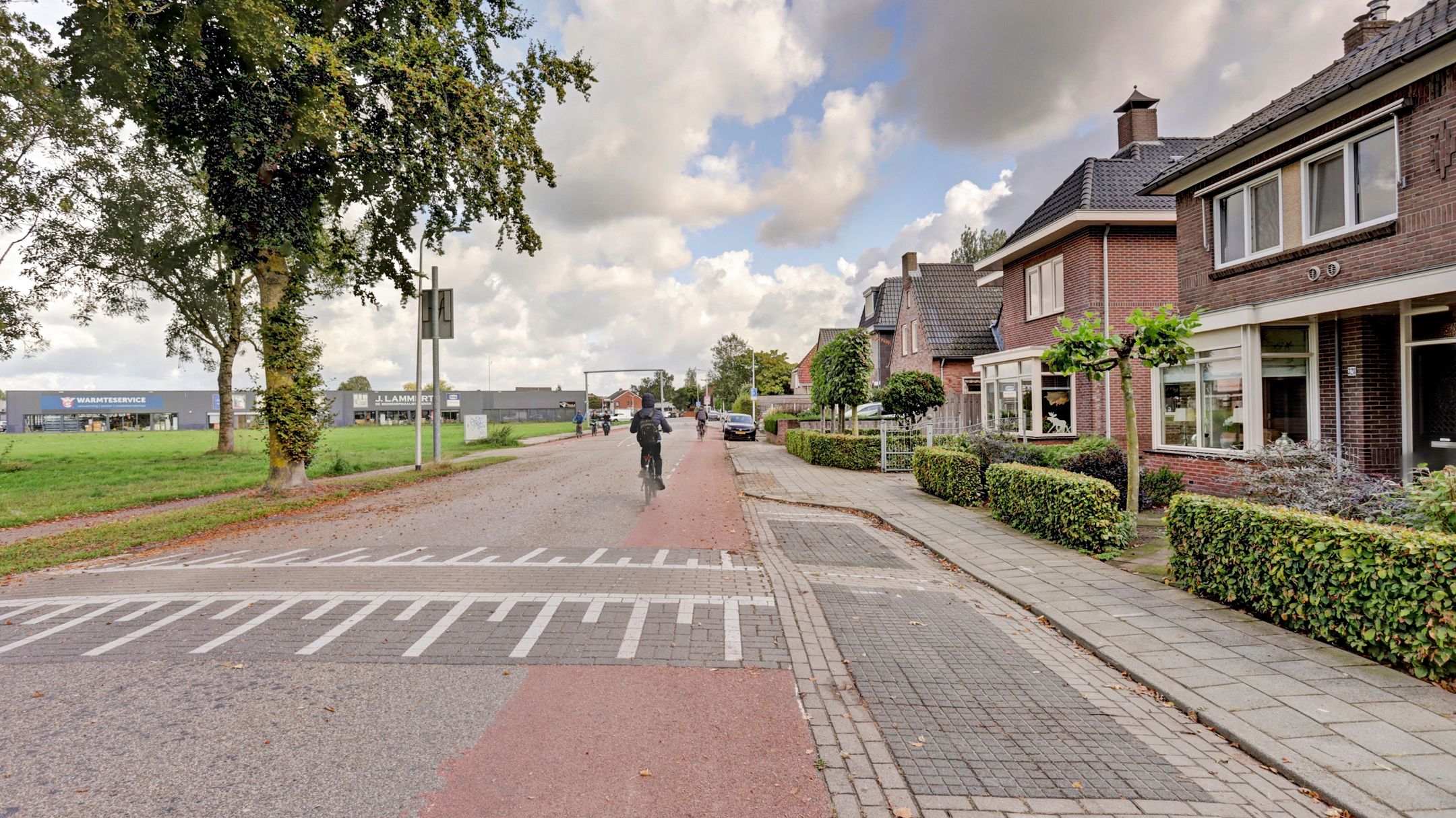 Foto 42 van Bornerbroeksestraat 330