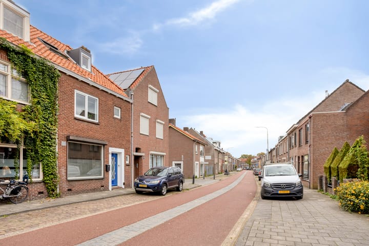 Photo 2 of Tongerlose Hoefstraat 87