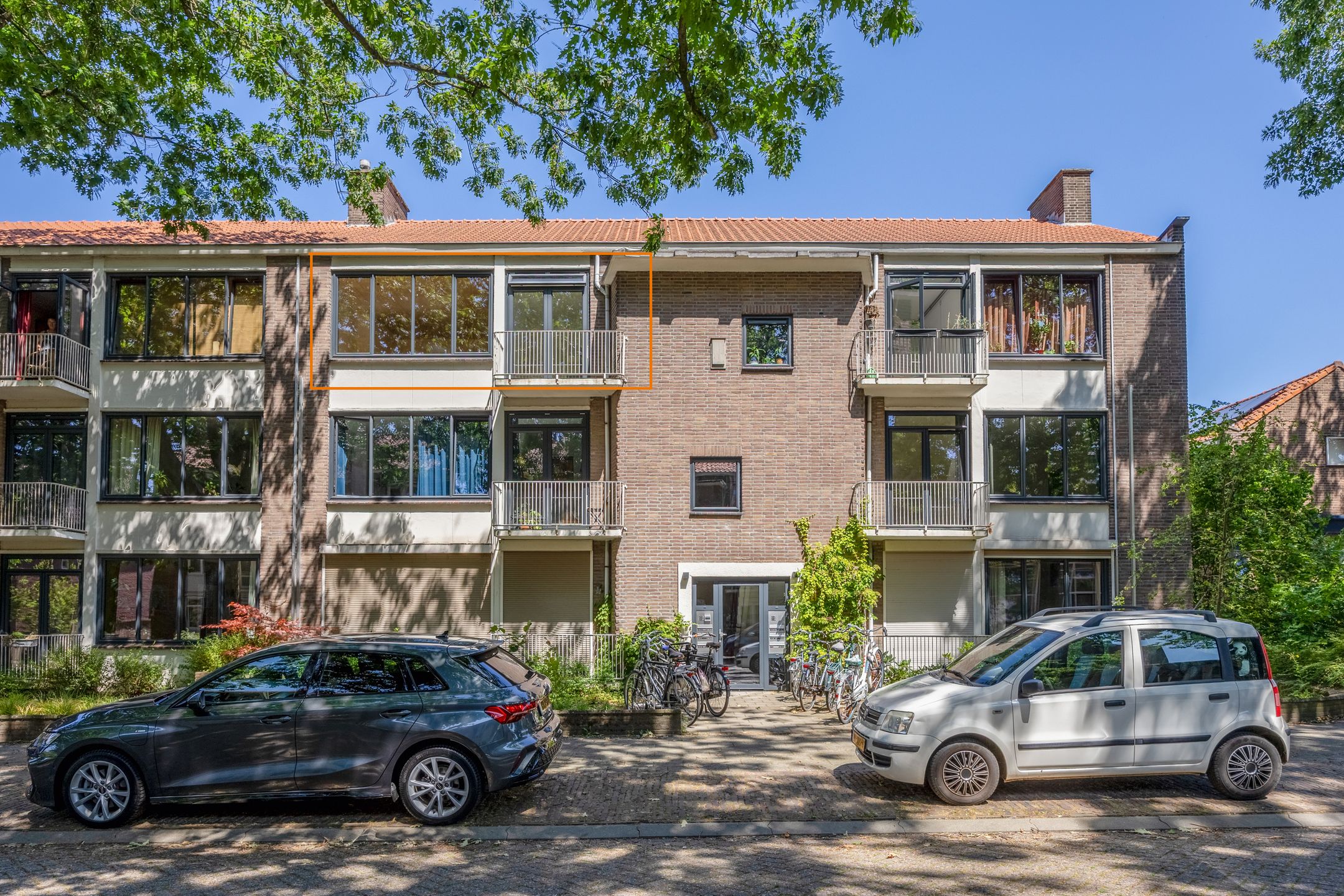 Bankastraat 10 