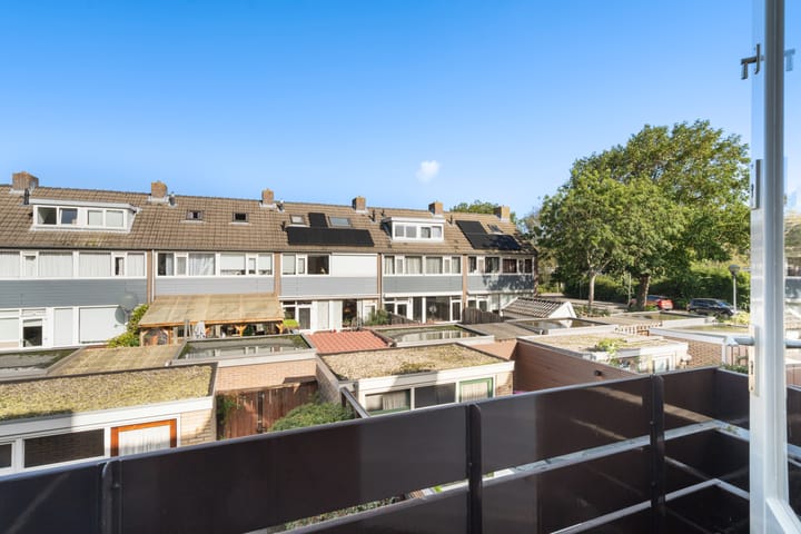 Tussenwoning te koop: Goudenregensingel 19, Pijnacker