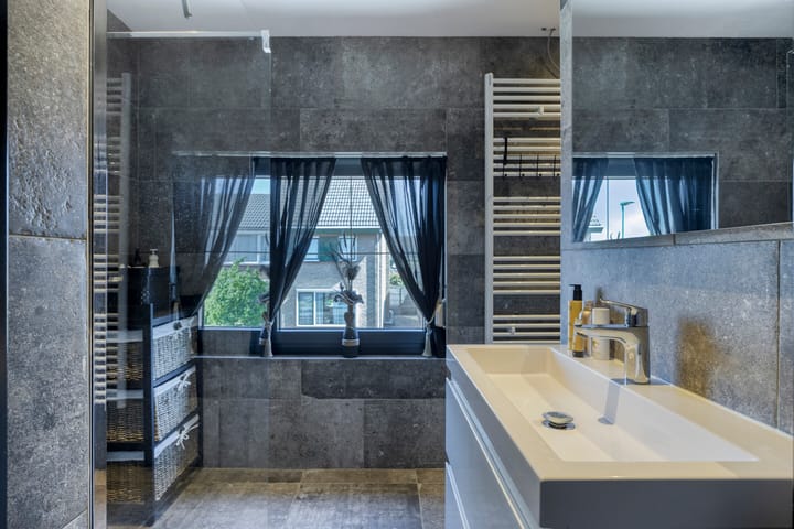 Twee-onder-één-kap te koop: Akkermansstraat 35, Dongen