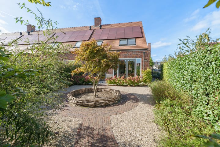Hoekwoning te koop: Notenhout 47, Waddinxveen
