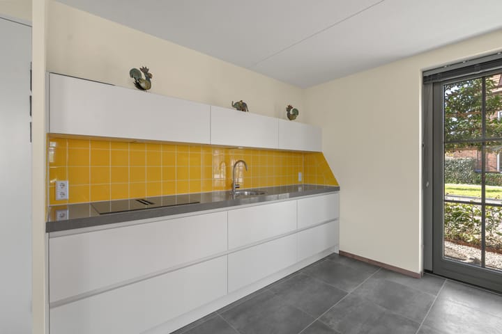 Hoekwoning te koop: Notenhout 47, Waddinxveen