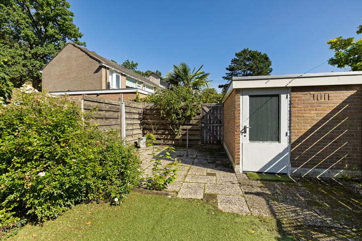 Tussenwoning te koop: Beethovenlaan 6, Groningen