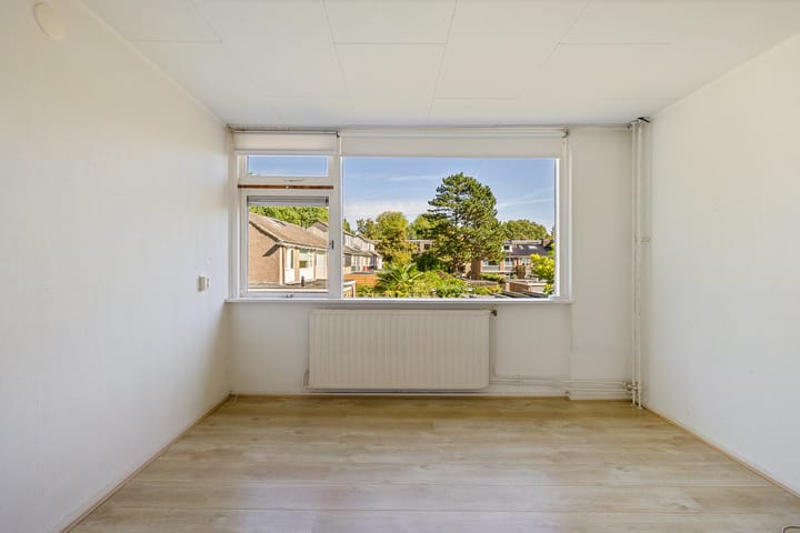 Tussenwoning te koop: Beethovenlaan 6, Groningen