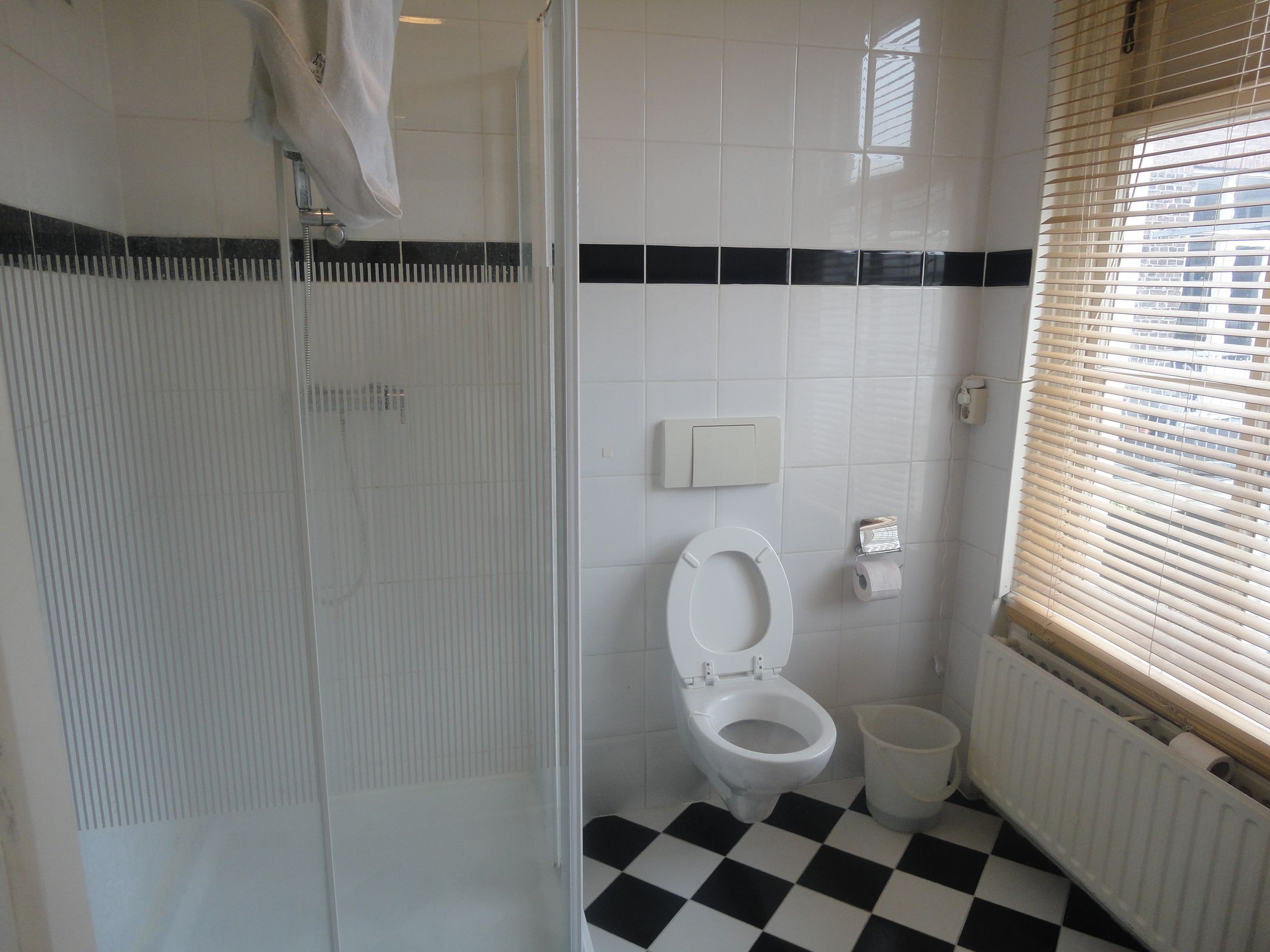 Photo 12 of Tasmanstraat 184
