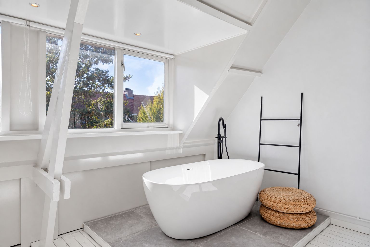 Photo 42 of Mauritsstraat 48