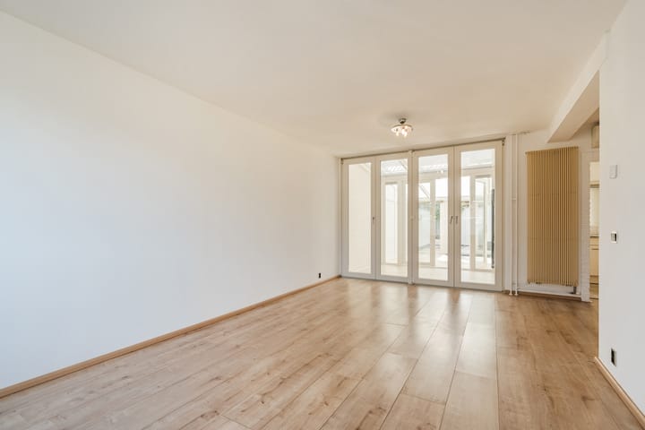 Tussenwoning te koop: Airbornelaan 45, Eindhoven