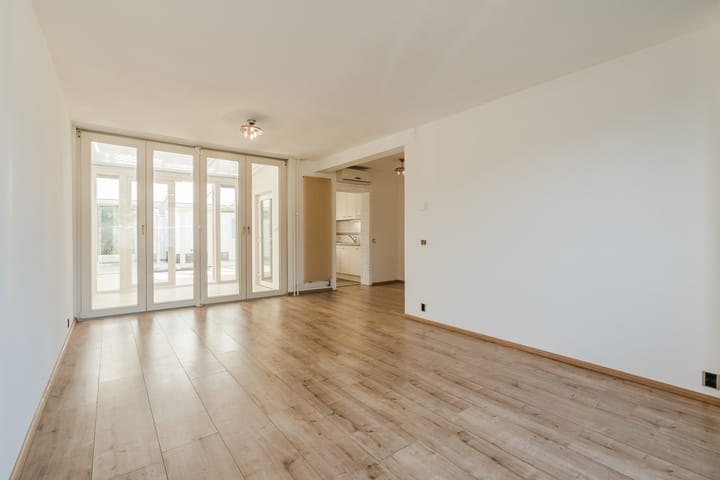 Tussenwoning te koop: Airbornelaan 45, Eindhoven