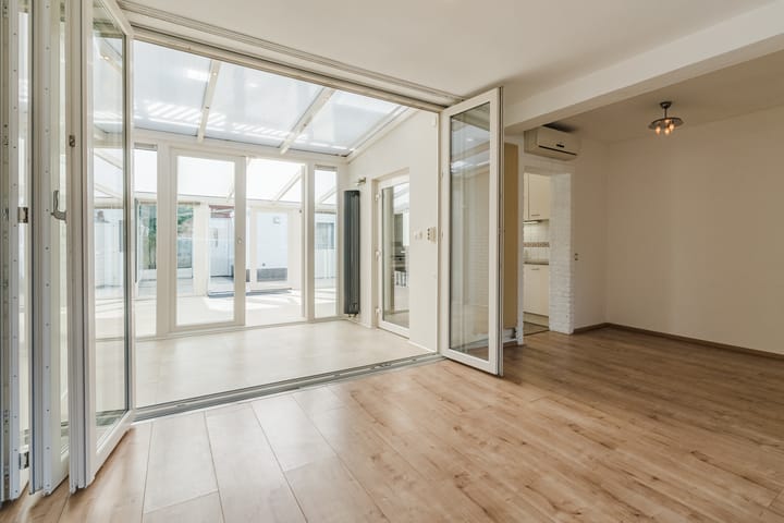 Tussenwoning te koop: Airbornelaan 45, Eindhoven