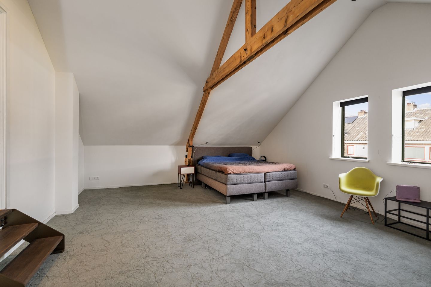 Photo 19 of Van Calcarstraat 4