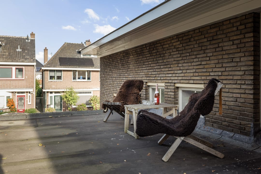 Photo 23 of Van Calcarstraat 4