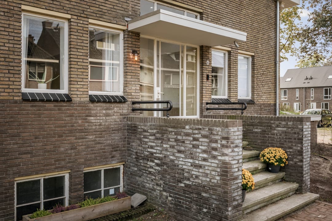 Photo 53 of Van Calcarstraat 4