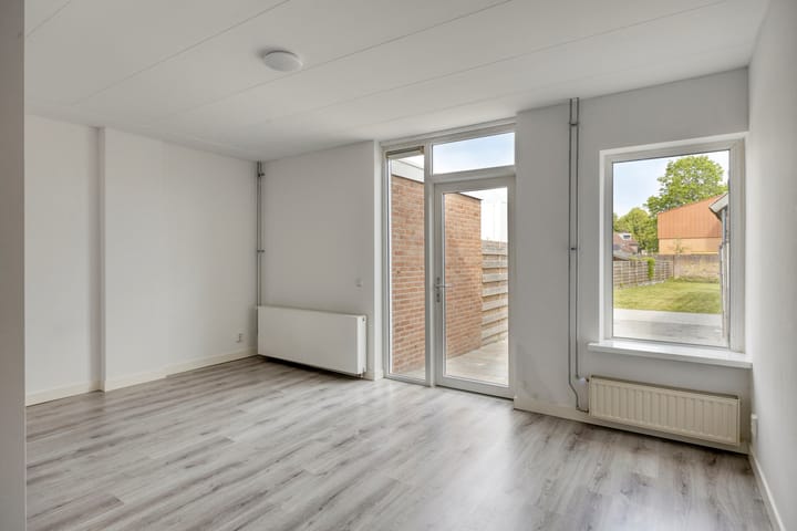 Appartement te koop: Raadhuisstraat 5A, Alphen (Nb)