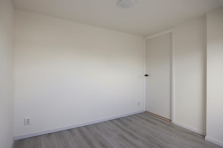 Appartement te koop: Raadhuisstraat 5A, Alphen (Nb)
