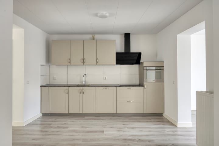 Appartement te koop: Raadhuisstraat 5A, Alphen (Nb)