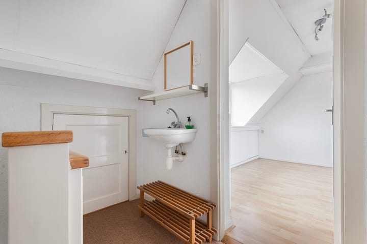 Tussenwoning te koop: Burgemeester Le Fèvre de Montignylaan 147, Rotterdam