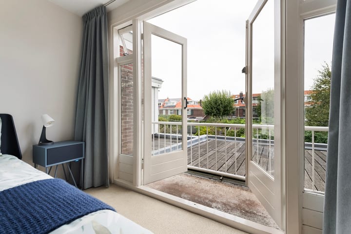 Tussenwoning te koop: Burgemeester Le Fèvre de Montignylaan 147, Rotterdam